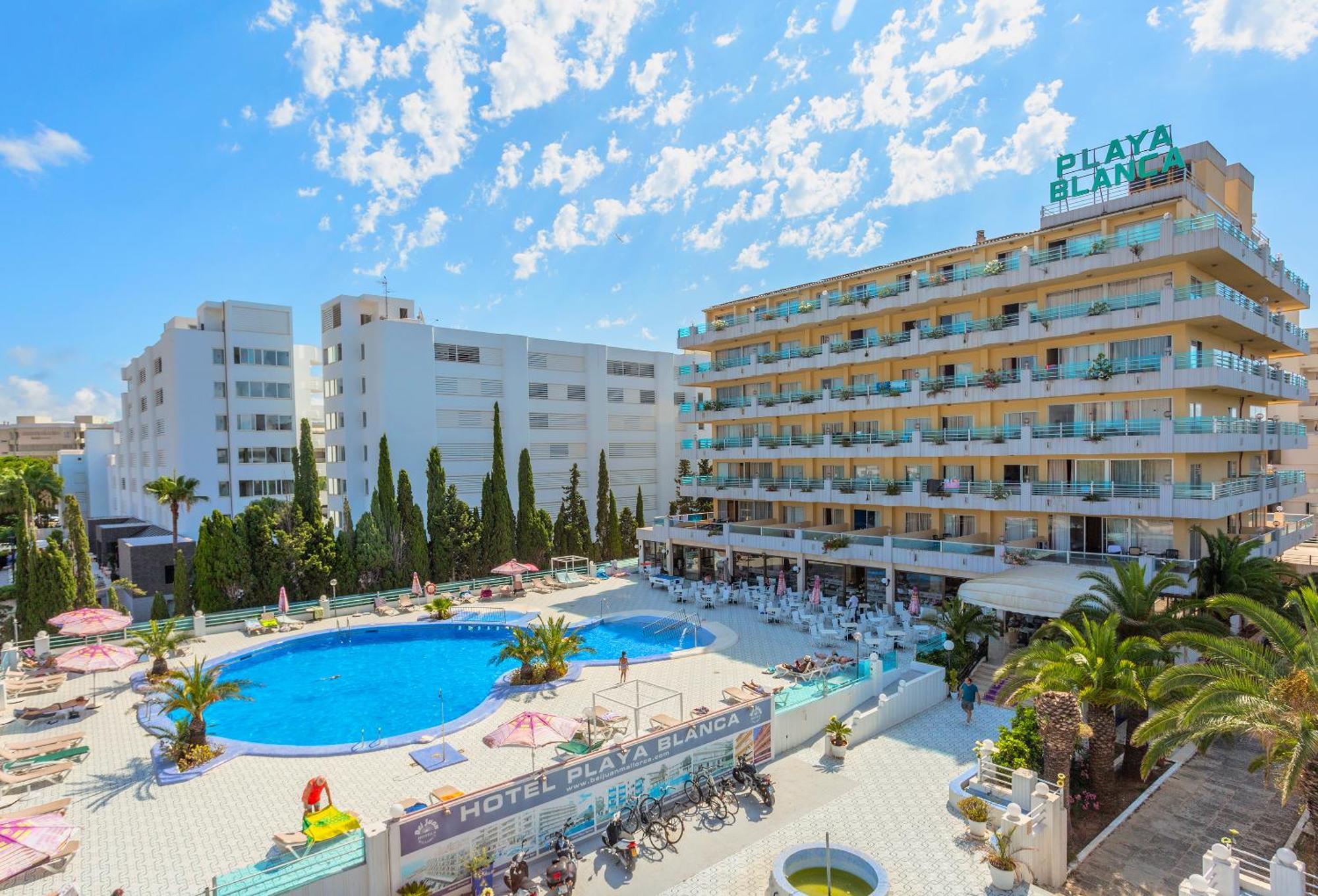 Bj Bei Juan Hostal С'Іллот Екстер'єр фото